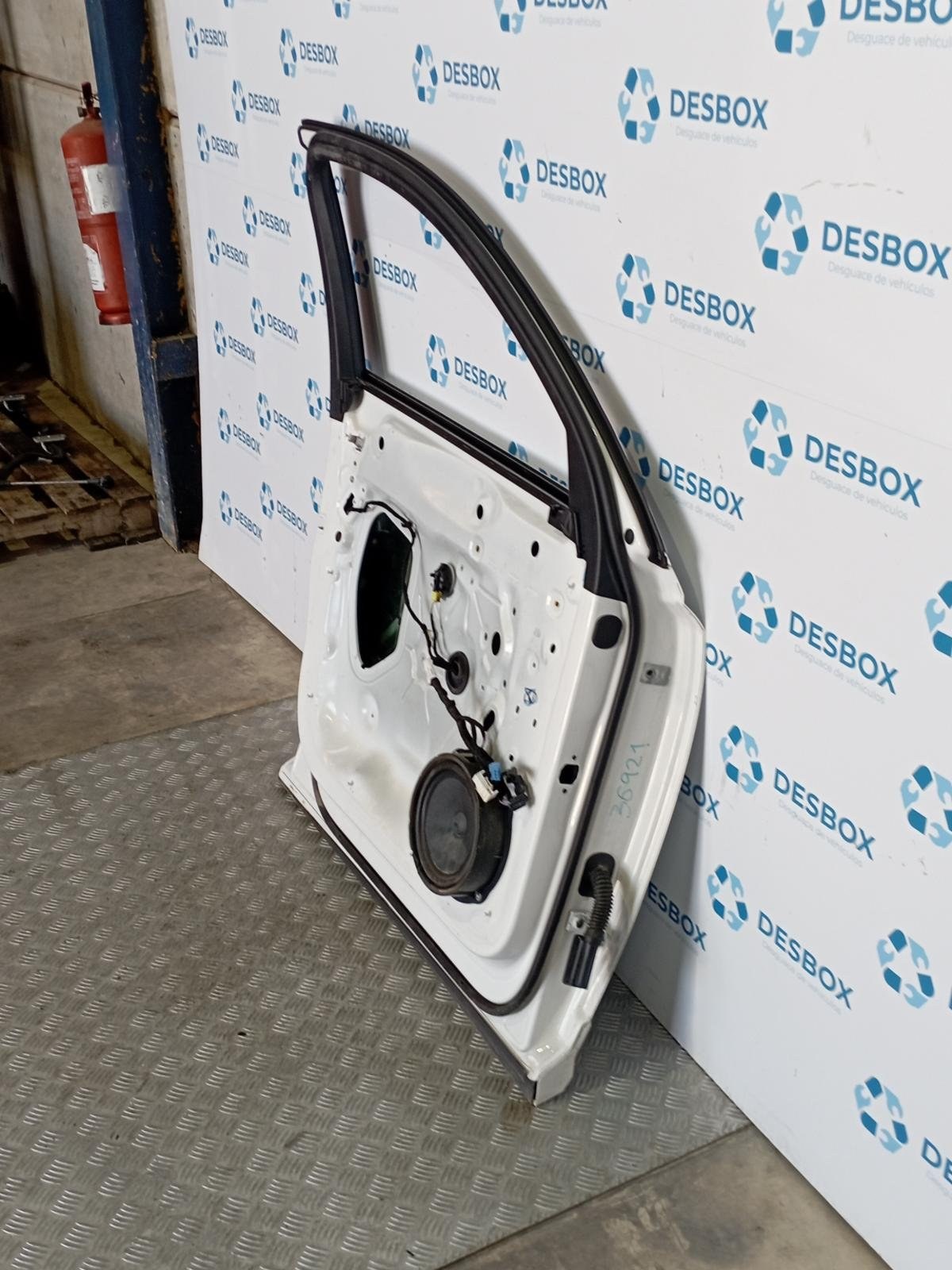 PUERTA DELANTERA IZQUIERDA AUDI Q3 (F3B) - recambio desguace - vista 4