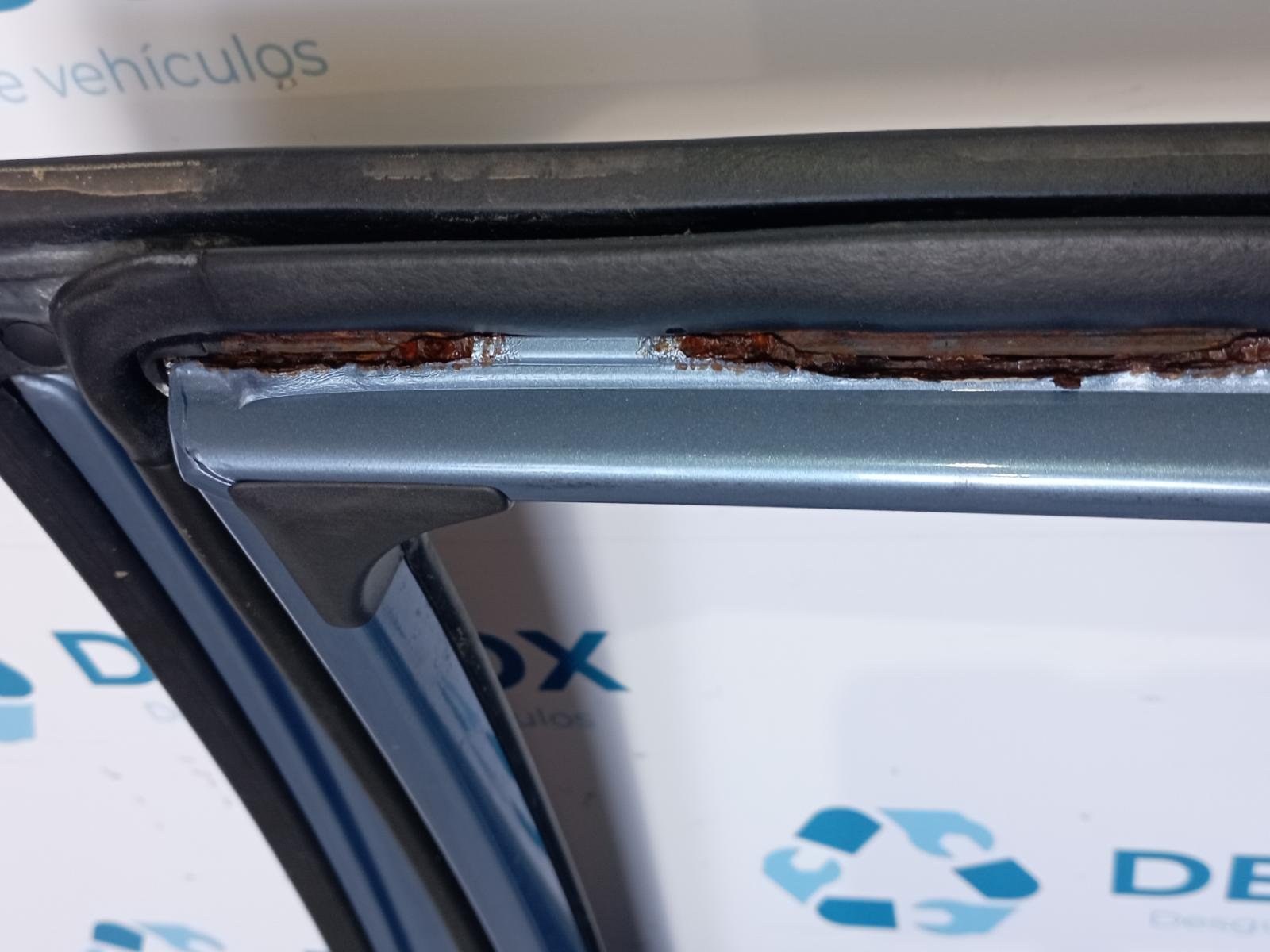PUERTA TRASERA DERECHA HYUNDAI IX35 - recambio desguace - vista 7