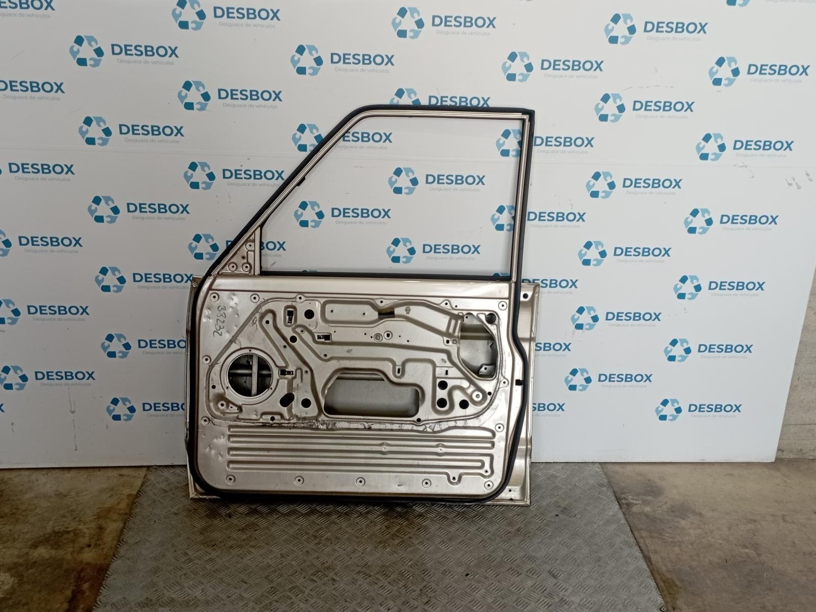 Recambio de PUERTA DELANTERA DERECHA para NISSAN PATROL GR (Y60) RD28 TURBO - GRIS 3