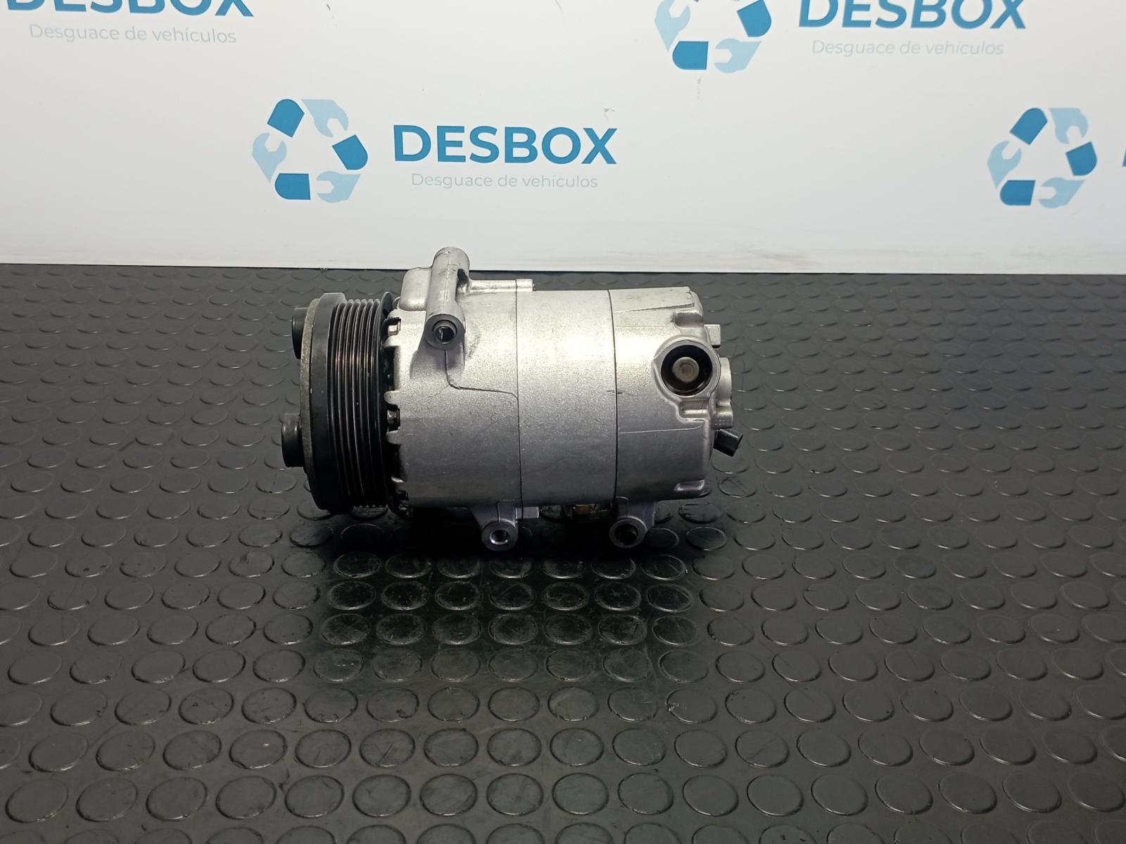 COMPRESOR AIRE ACONDICIONADO FORD FOCUS BERLINA (CAP) - recambio desguace - vista 2