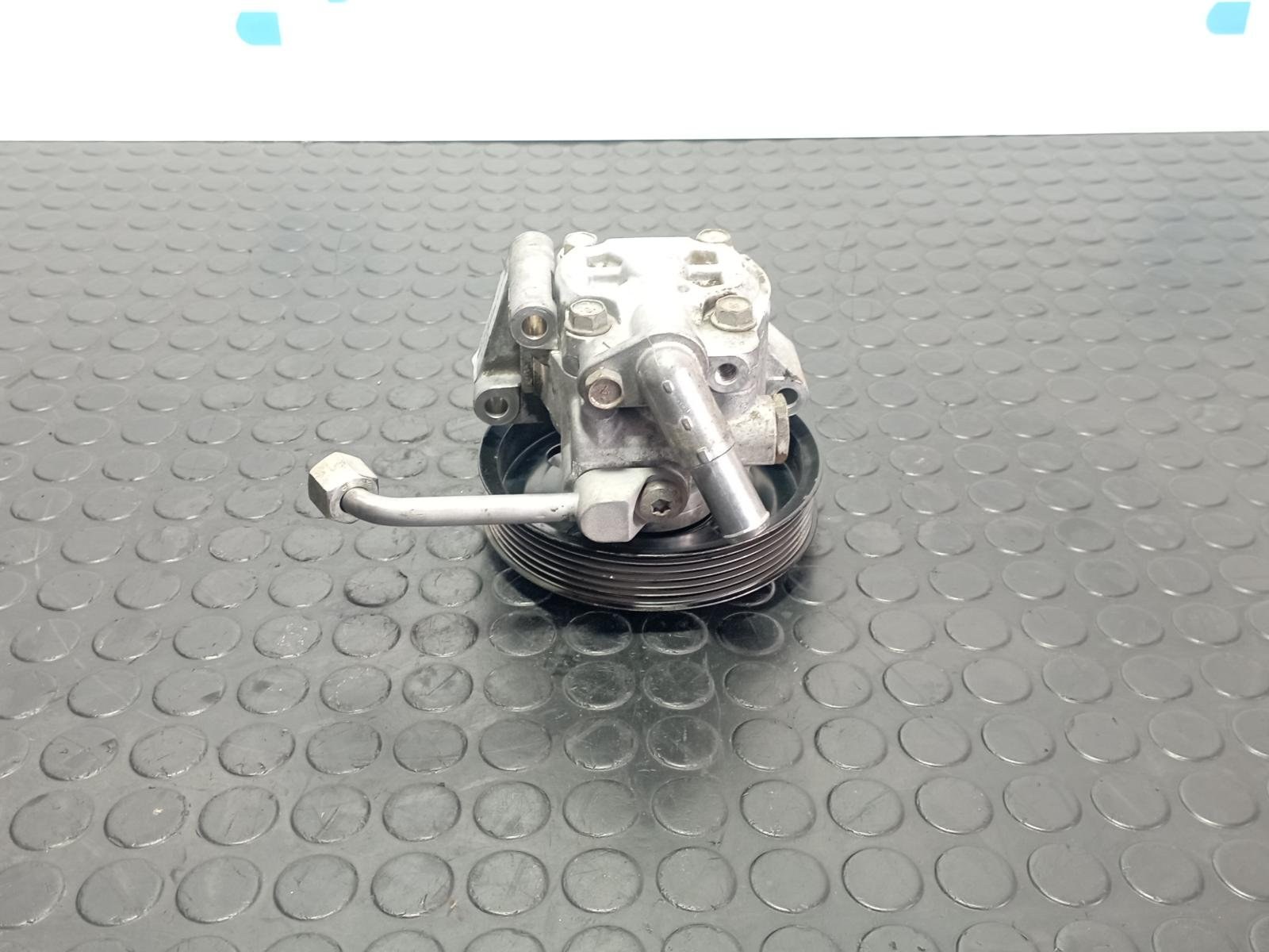 BOMBA DIRECCION LAND ROVER FREELANDER (LR2) - recambio desguace - vista 2