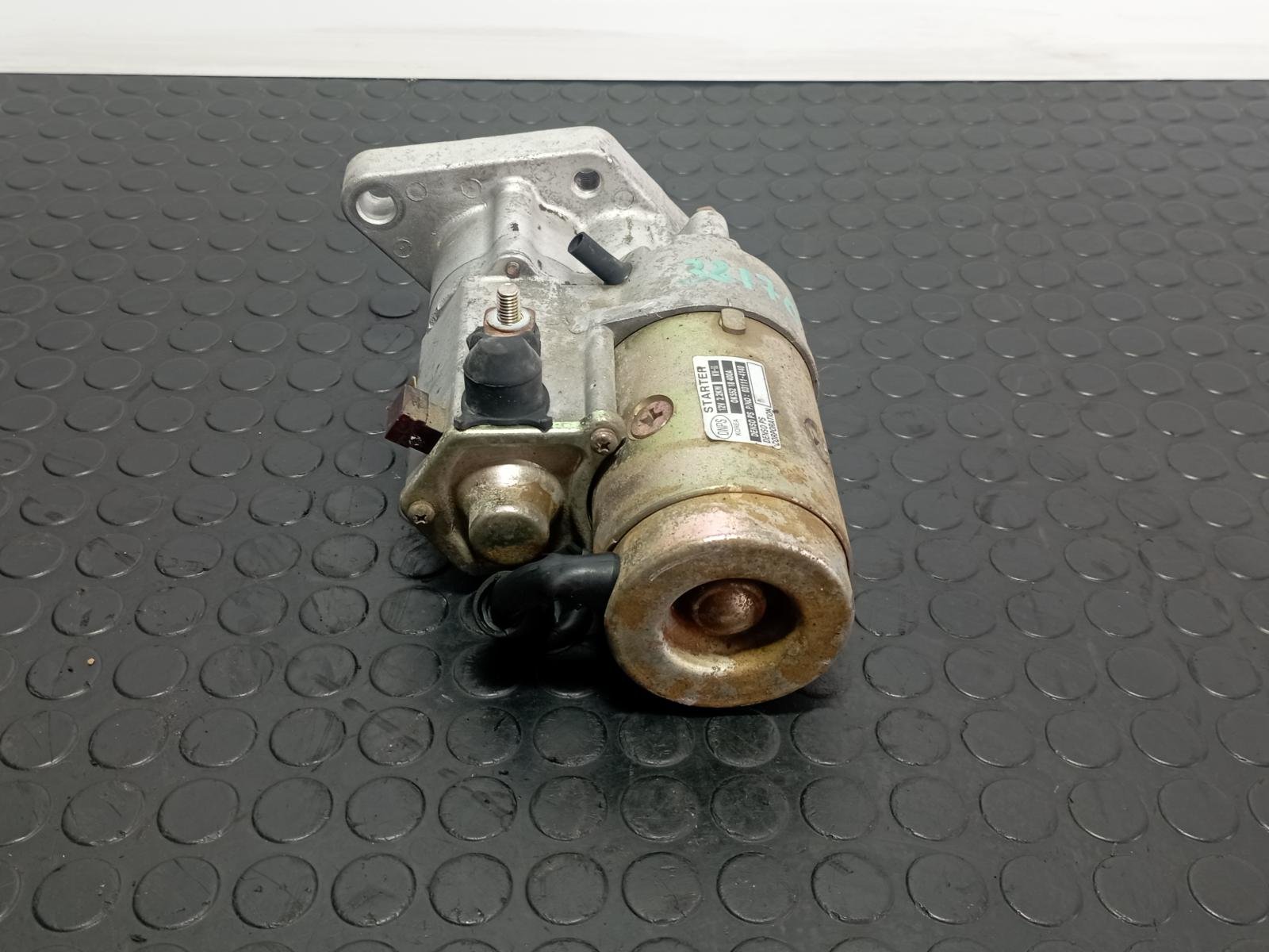 Recambio de MOTOR ARRANQUE para KIA CARNIVAL J3 referencia OEM IAM 031114140 - GRIS 2