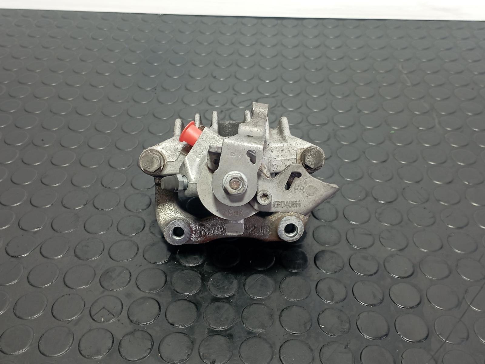 PINZA DE FRENO TRASERA DERECHA SEAT IBIZA (6J5) - recambio desguace - vista 4