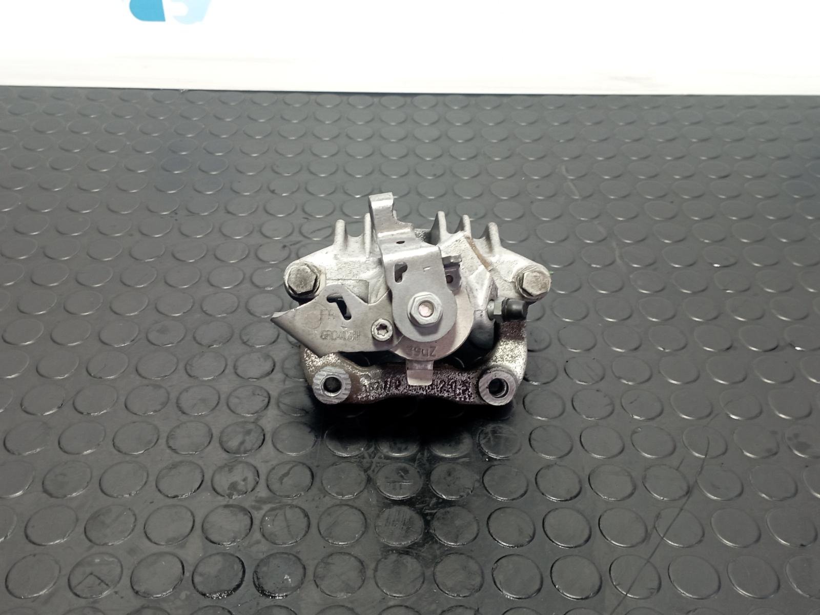 PINZA DE FRENO TRASERA IZQUIERDA SEAT IBIZA (6J5) - recambio desguace - vista 4