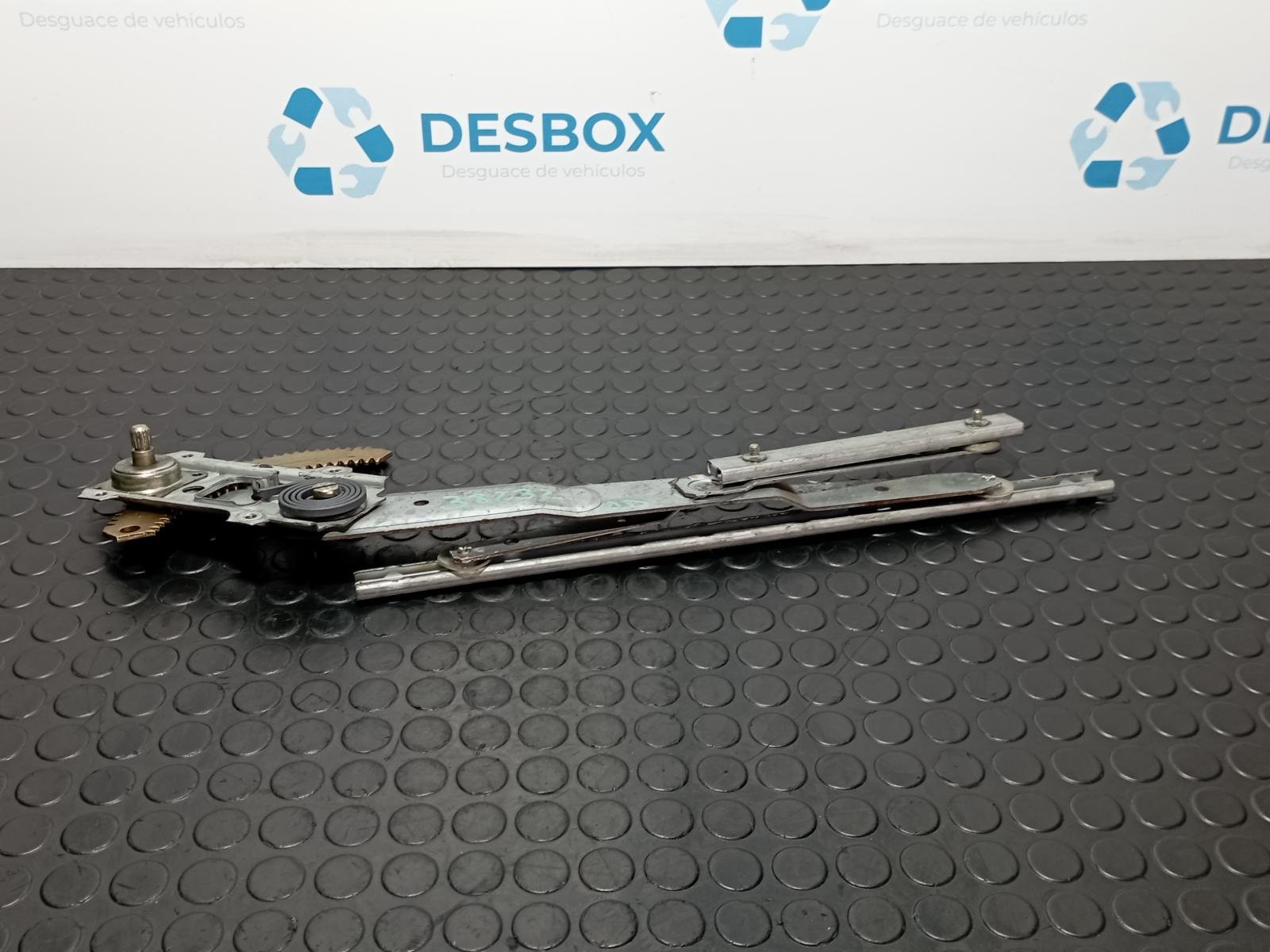 ELEVALUNAS DELANTERO DERECHO NISSAN PATROL GR (Y60) - recambio desguace - vista 3