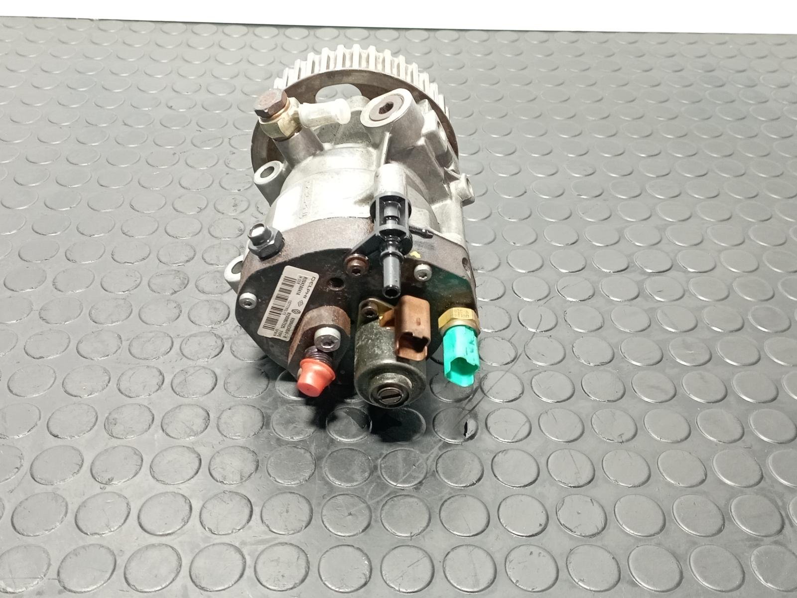 BOMBA INYECCION RENAULT KANGOO K9K - recambio desguace - vista 4