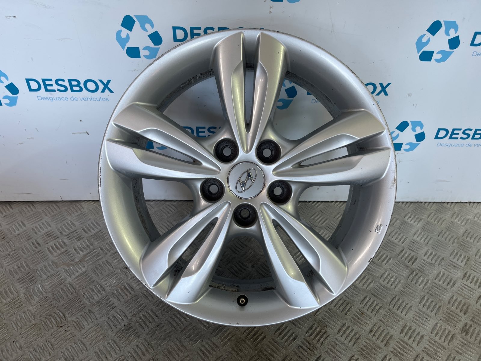 JUEGO LLANTAS HYUNDAI IX35 - recambio desguace - vista 9
