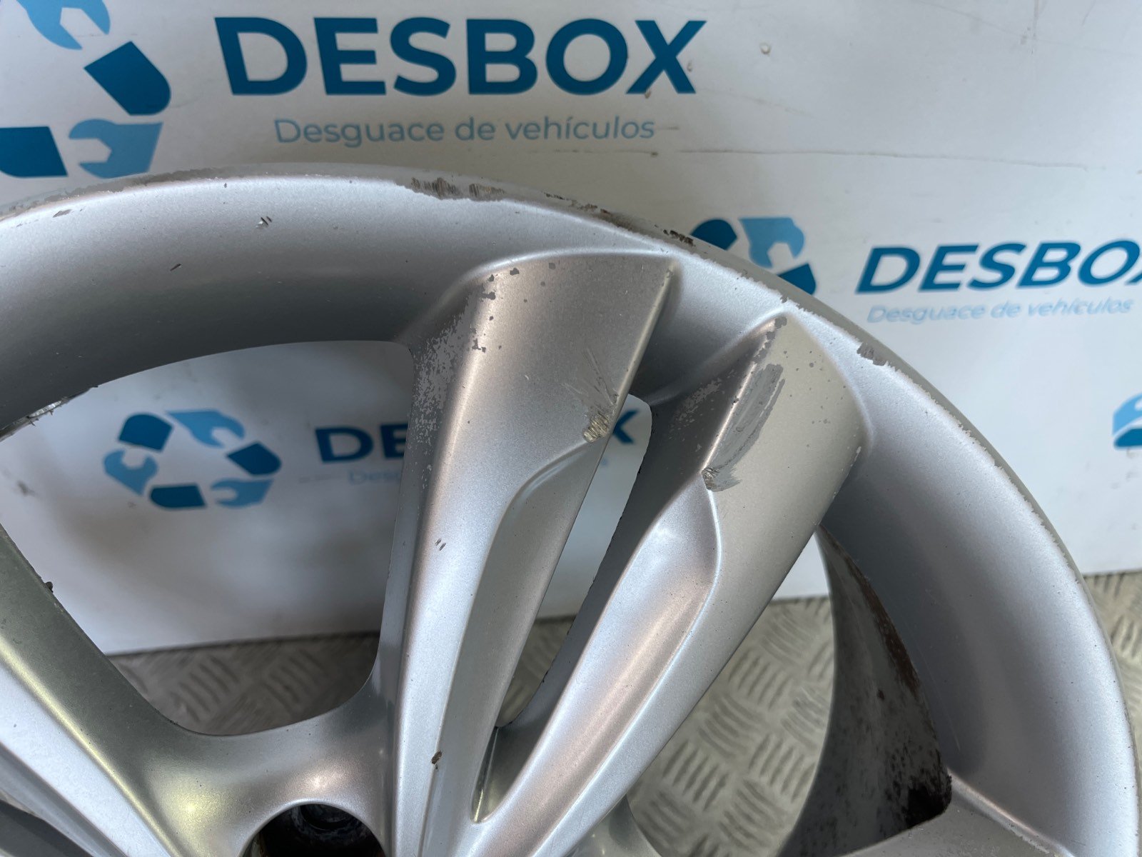 JUEGO LLANTAS HYUNDAI IX35 - recambio desguace - vista 7