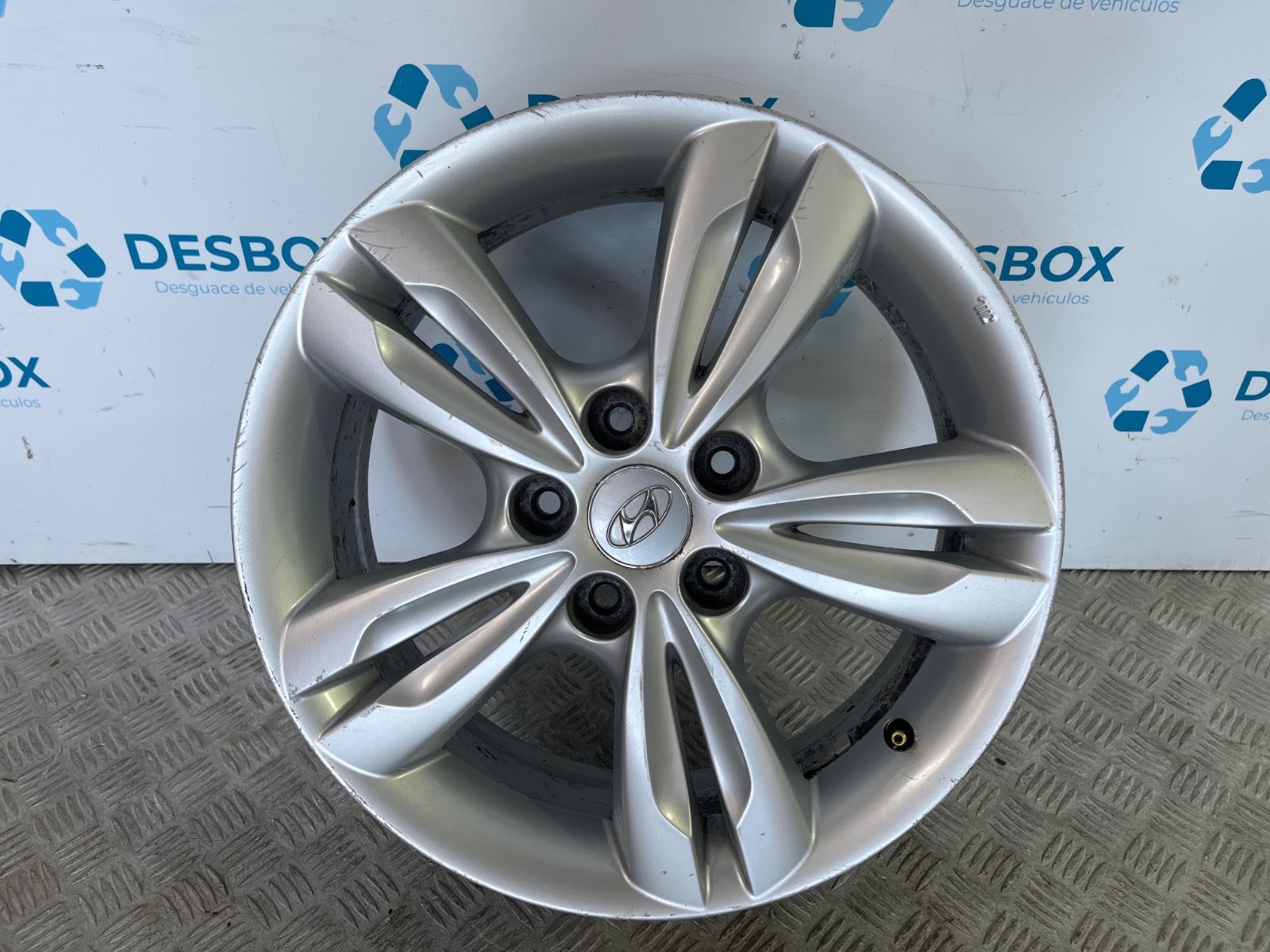 JUEGO LLANTAS HYUNDAI IX35 - recambio desguace - vista 8