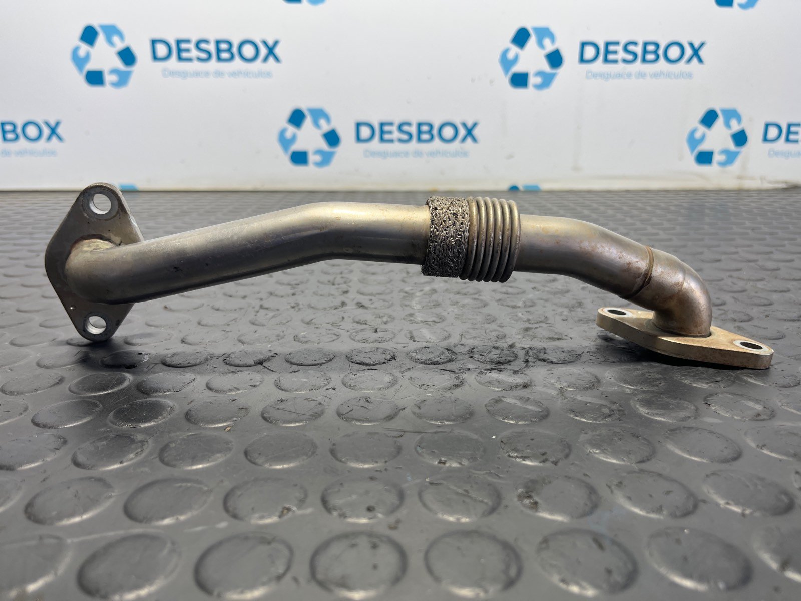 TUBO VOLKSWAGEN PASSAT BERLINA (3B3) - recambio desguace - vista 3