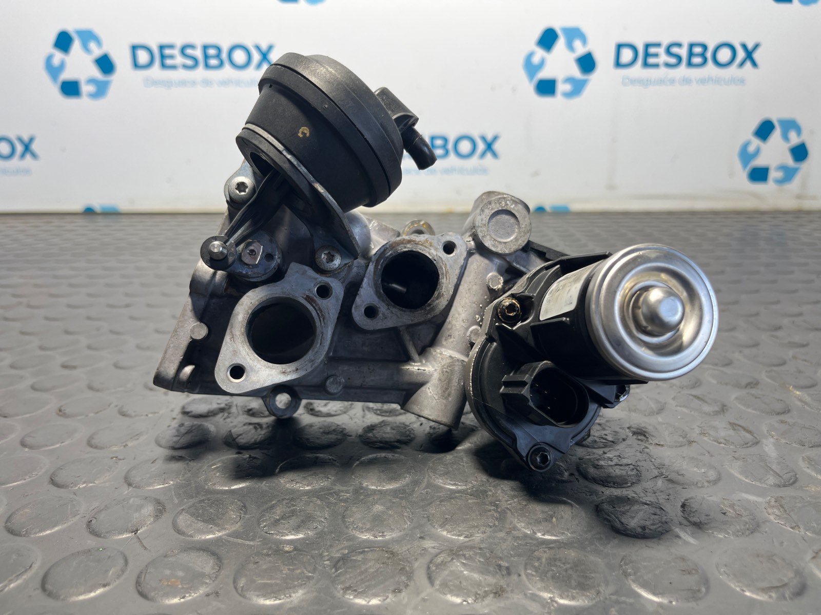 VALVULA EGR SEAT IBIZA (6J5) - recambio desguace - vista 4
