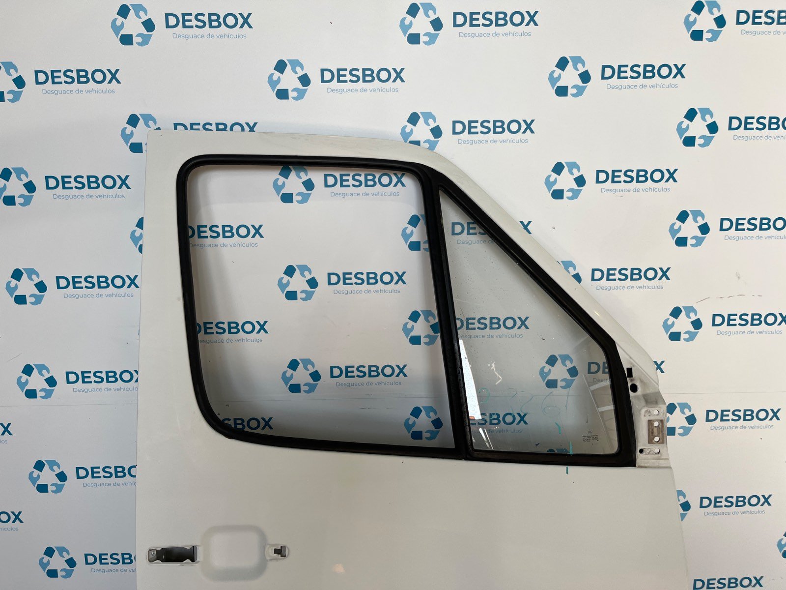 Recambio de PUERTA DELANTERA DERECHA para MERCEDES-BENZ SPRINTER 02.00 -> CAJA ABIERTA 611981 - BLANCO 3