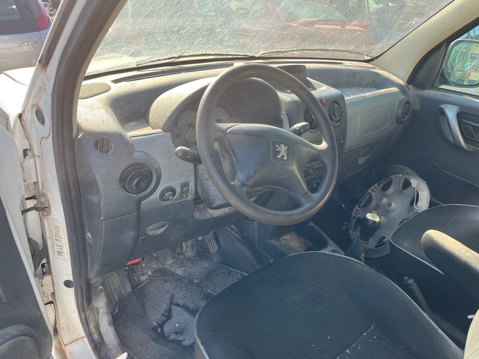 BARRAS TECHO PEUGEOT PARTNER (S2) - recambio desguace - vista 4