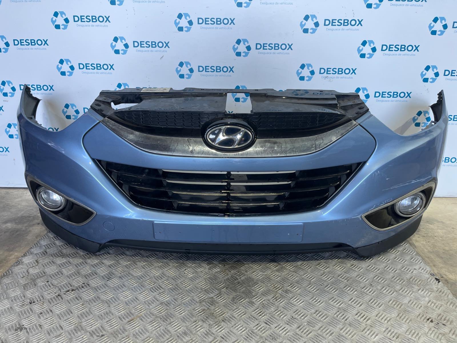 PARAGOLPES DELANTERO HYUNDAI IX35 - recambio desguace