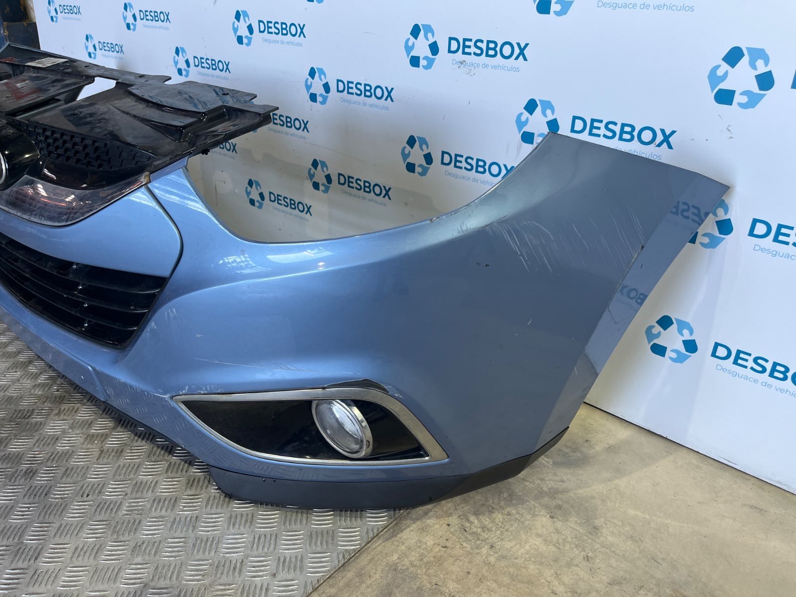 PARAGOLPES DELANTERO HYUNDAI IX35 - recambio desguace - vista 2