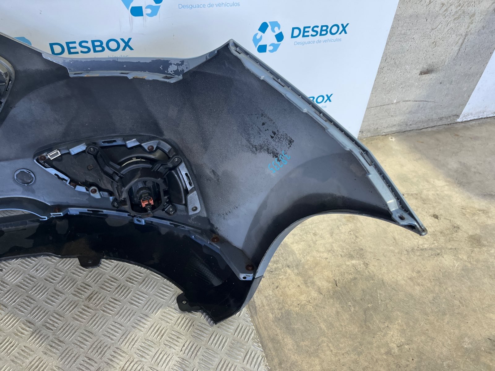 PARAGOLPES DELANTERO HYUNDAI IX35 - recambio desguace - vista 7