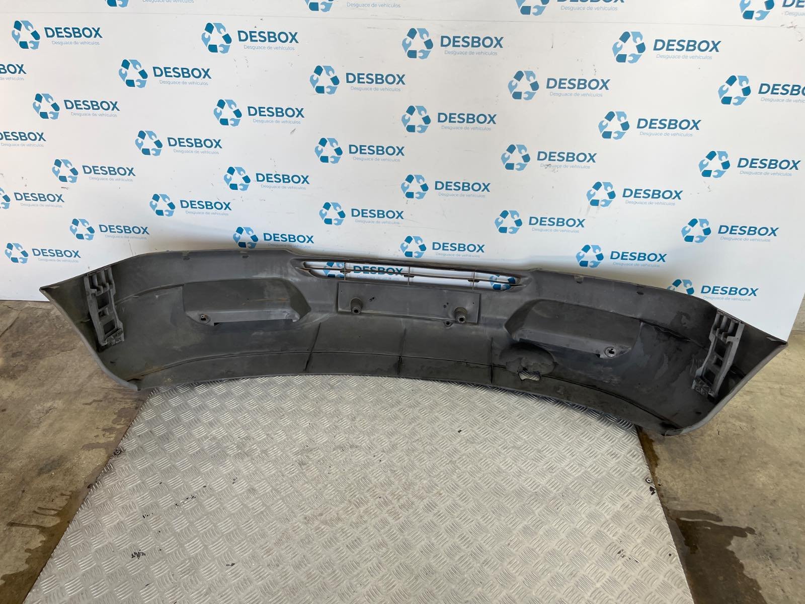 PARAGOLPES DELANTERO MERCEDES-BENZ SPRINTER 02.00 -> CAJA ABIERTA - recambio desguace - vista 7