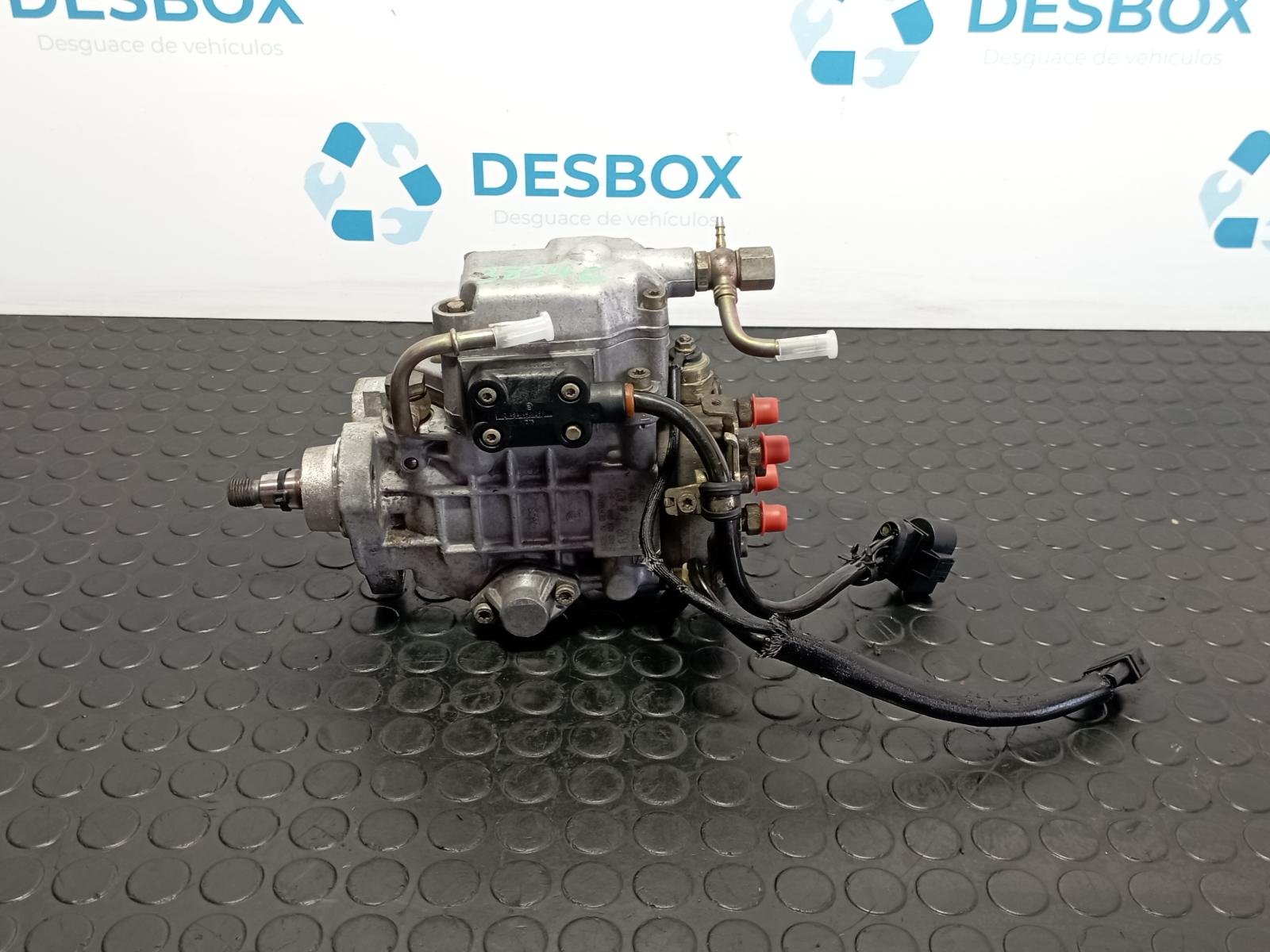 BOMBA INYECCION VOLKSWAGEN PASSAT BERLINA (3B2) - recambio desguace - vista 2