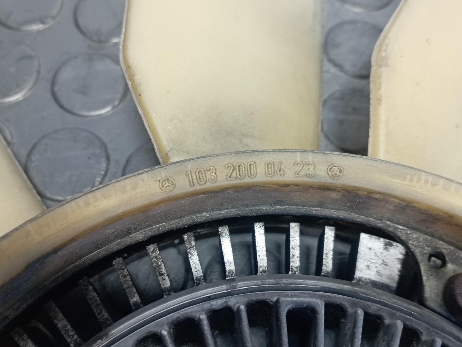 VENTILADOR VISCOSO MOTOR MERCEDES-BENZ SPRINTER 02.00 -> CAJA ABIERTA - recambio desguace - vista 3
