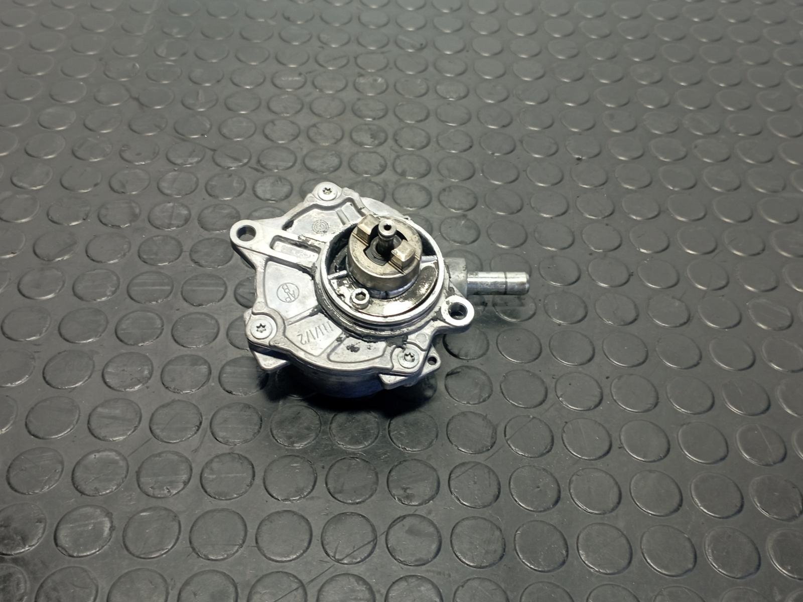 DEPRESOR FRENO / BOMBA VACIO MERCEDES-BENZ SPRINTER 02.00 -> CAJA ABIERTA - recambio desguace - vista 2