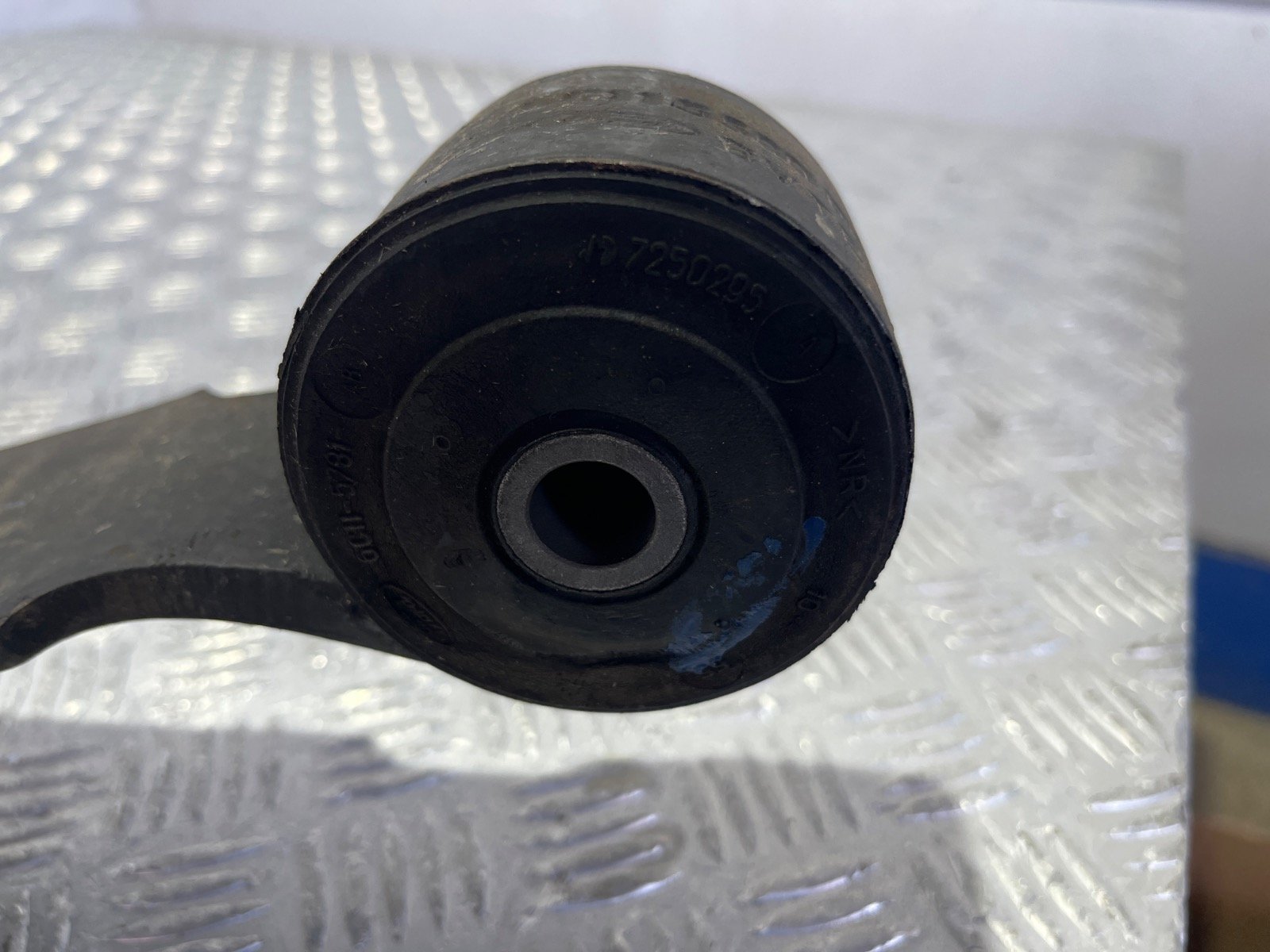 BALLESTA TRASERA FORD TRANSIT CAJA CERRADA '06 - recambio desguace - vista 3