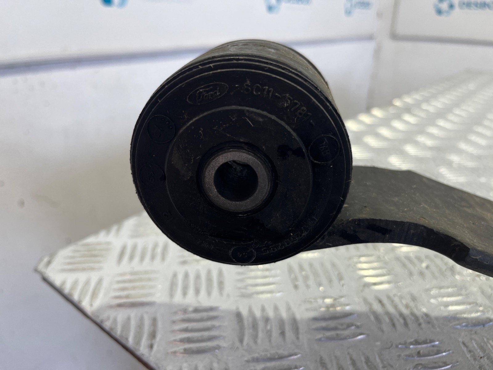 BALLESTA TRASERA FORD TRANSIT CAJA CERRADA '06 - recambio desguace - vista 4