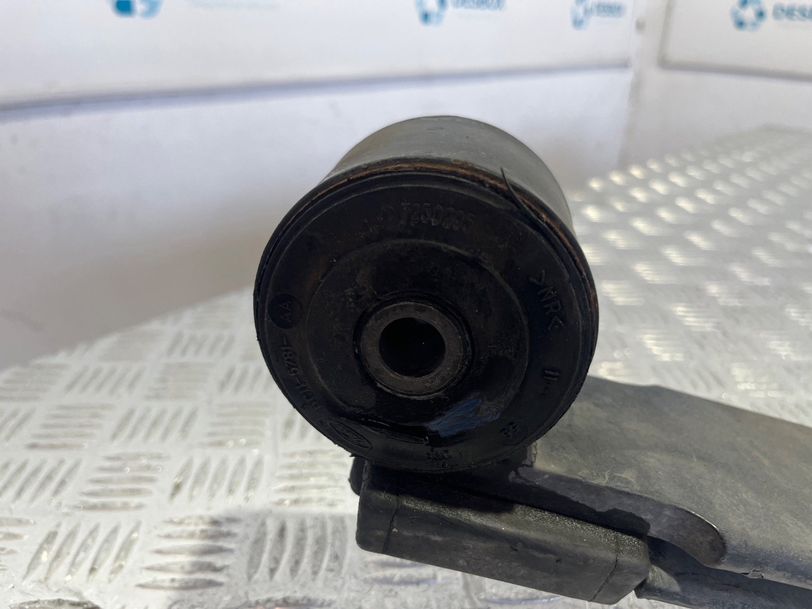 BALLESTA TRASERA FORD TRANSIT CAJA ABIERTA '06 - recambio desguace - vista 5