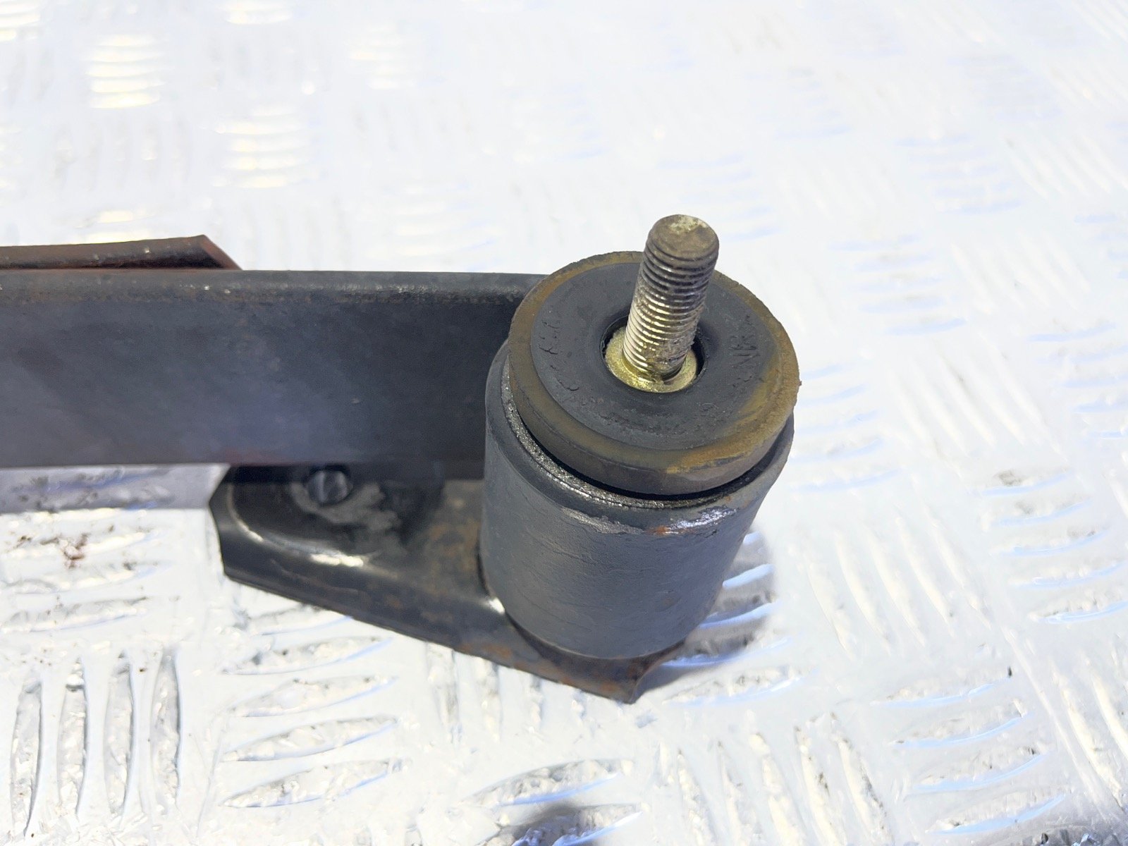 BALLESTA TRASERA PIAGGIO (VESPA) PORTER Caja/Chasis - recambio desguace - vista 3