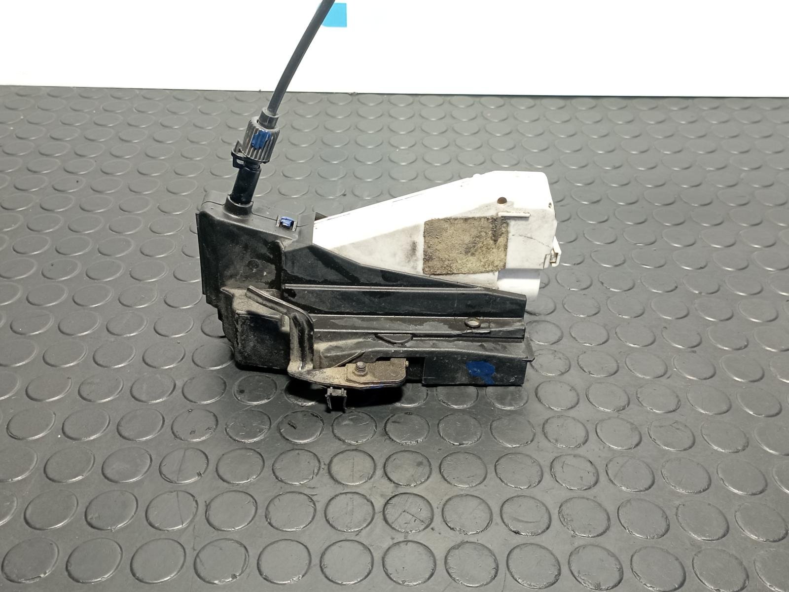 CERRADURA PUERTA TRASERA DERECHA SEAT ALHAMBRA (7V9) - recambio desguace - vista 2
