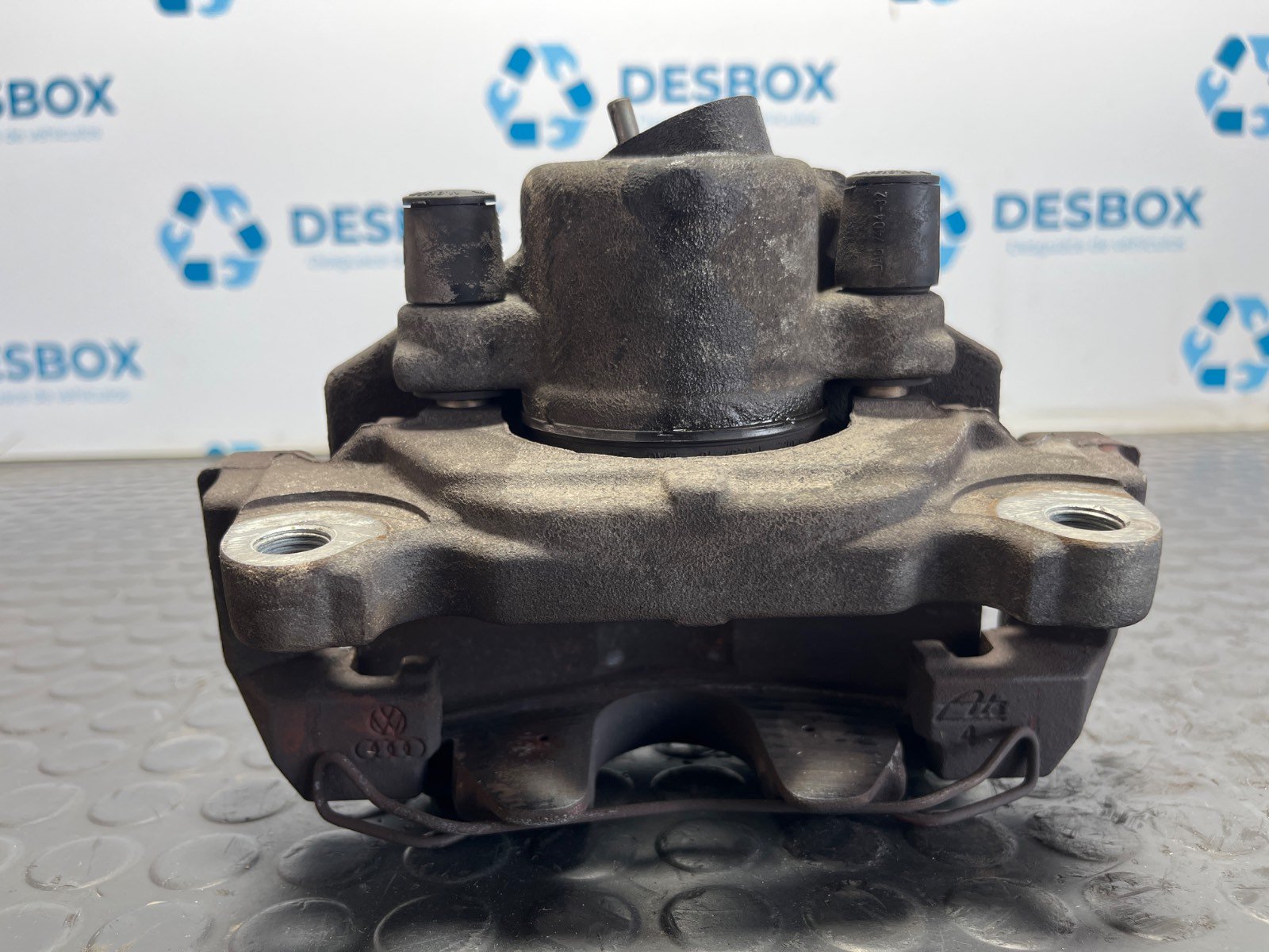 PINZA DE FRENO DELANTERA DERECHA VOLKSWAGEN GOLF PLUS (5M1) - recambio desguace - vista 2