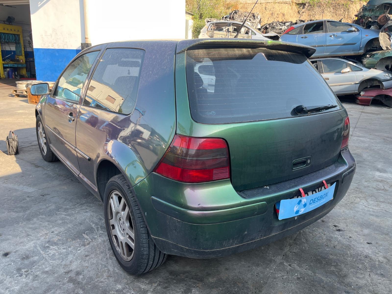 CONDENSADOR / RADIADOR  AIRE ACONDICIONADO VOLKSWAGEN GOLF IV BERLINA (1J1) - recambio desguace - vista 7
