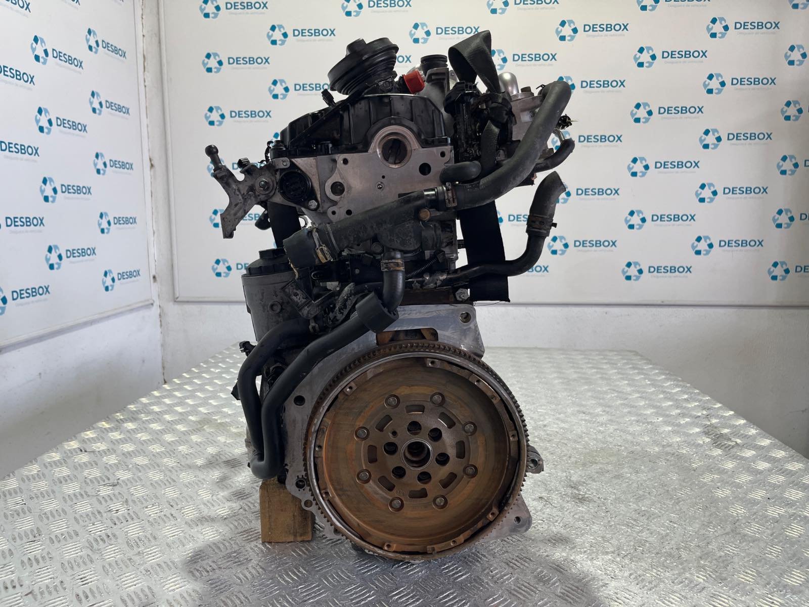 MOTOR VOLKSWAGEN GOLF PLUS (5M1) - recambio desguace - vista 4