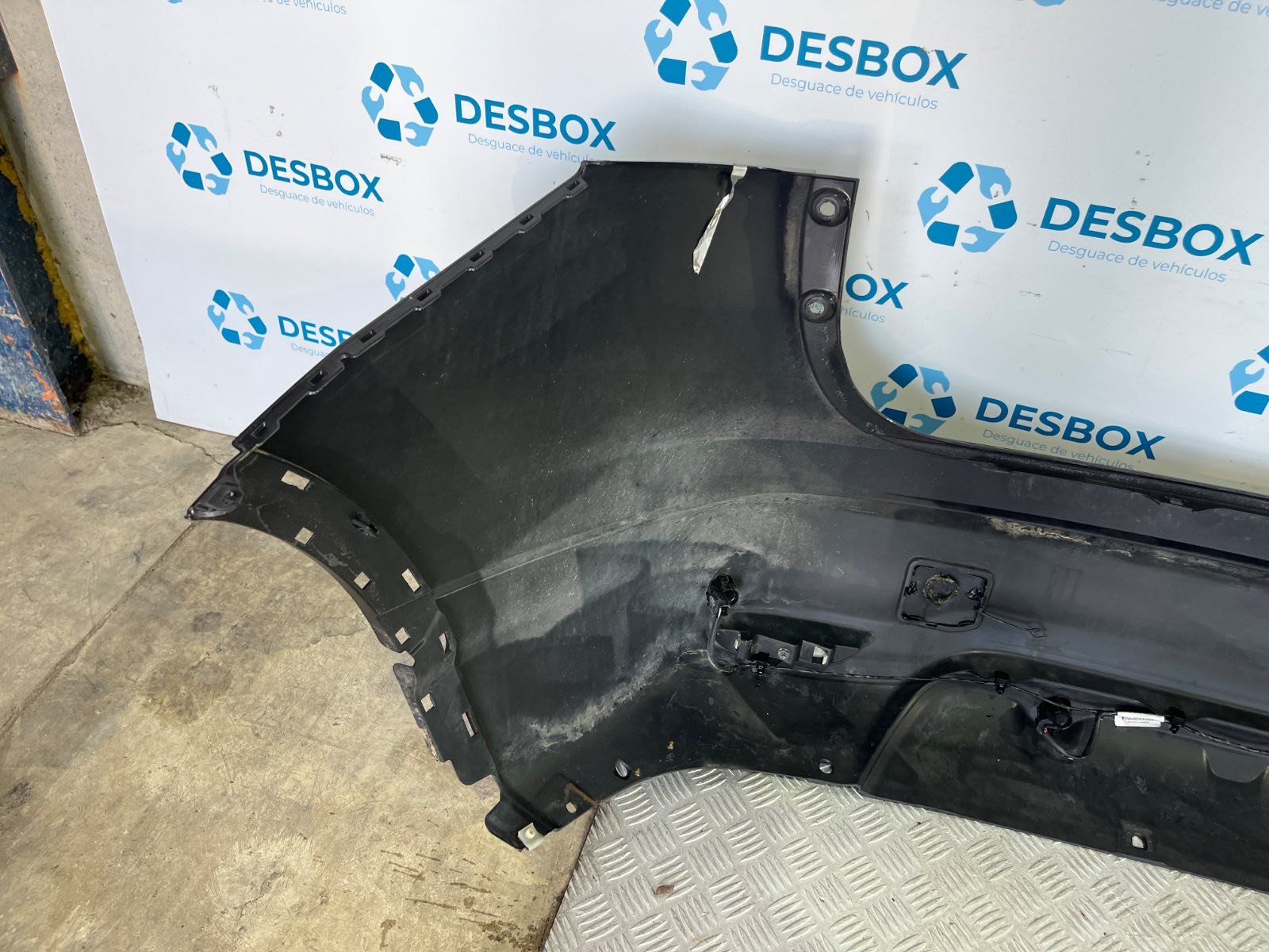 PARAGOLPES TRASERO NISSAN QASHQAI (J11) - recambio desguace - vista 6