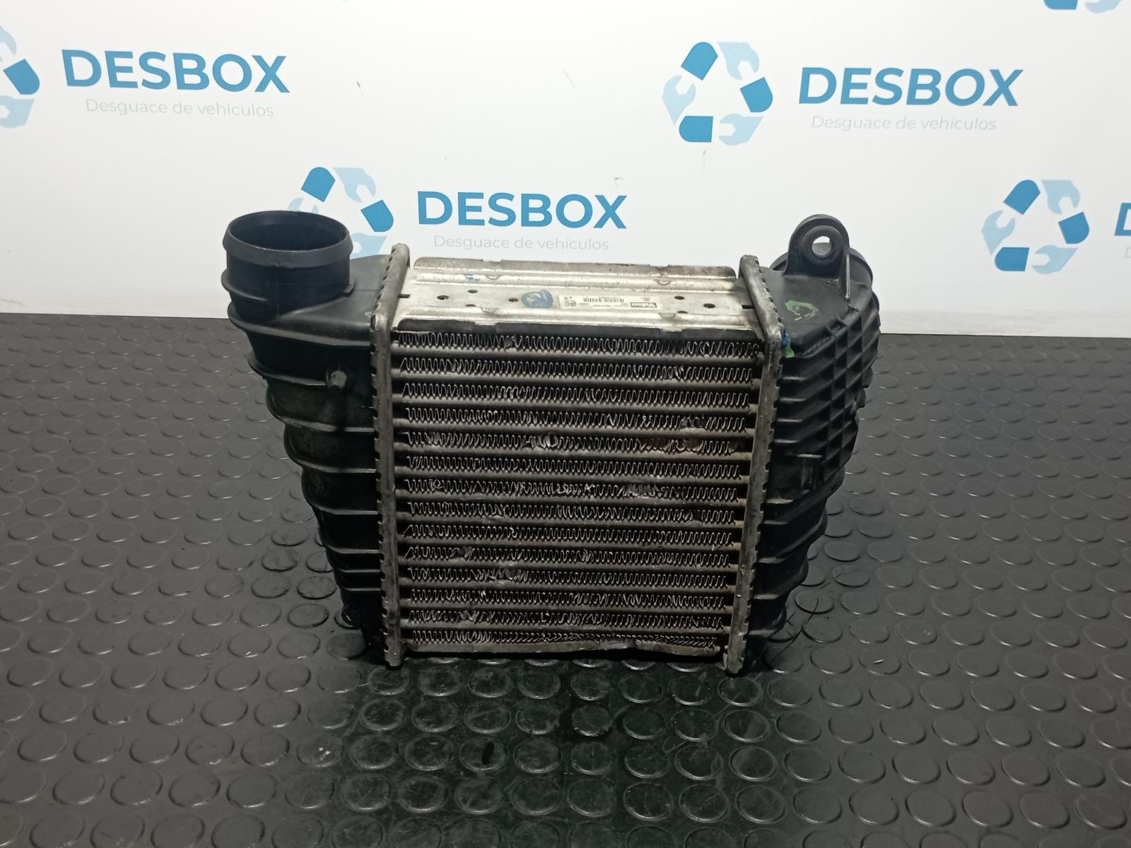 INTERCOOLER VOLKSWAGEN GOLF IV VARIANT (1J5) - recambio desguace - vista 3