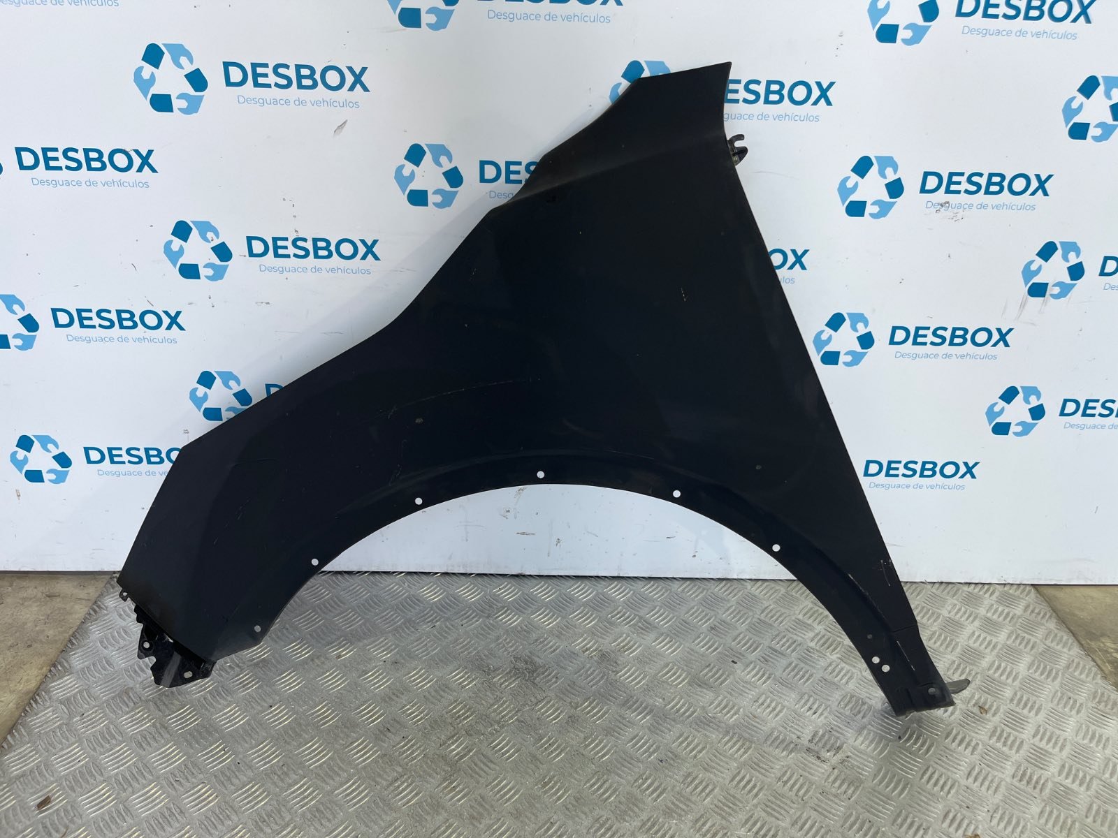 ALETA DELANTERA IZQUIERDA NISSAN QASHQAI (J11) - recambio desguace