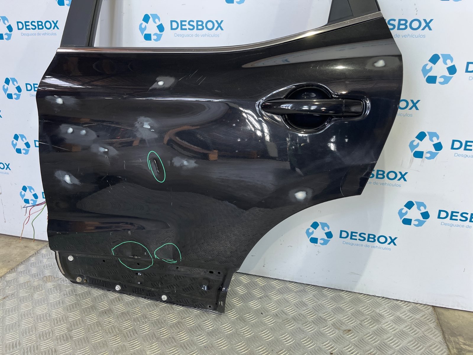 PUERTA TRASERA IZQUIERDA NISSAN QASHQAI (J11) - recambio desguace - vista 3