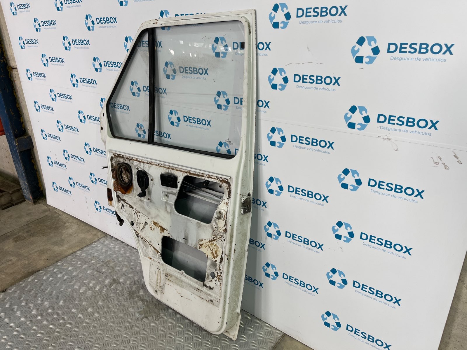 PUERTA DELANTERA DERECHA RENAULT TRAFIC (DESDE 5.89) - recambio desguace - vista 7