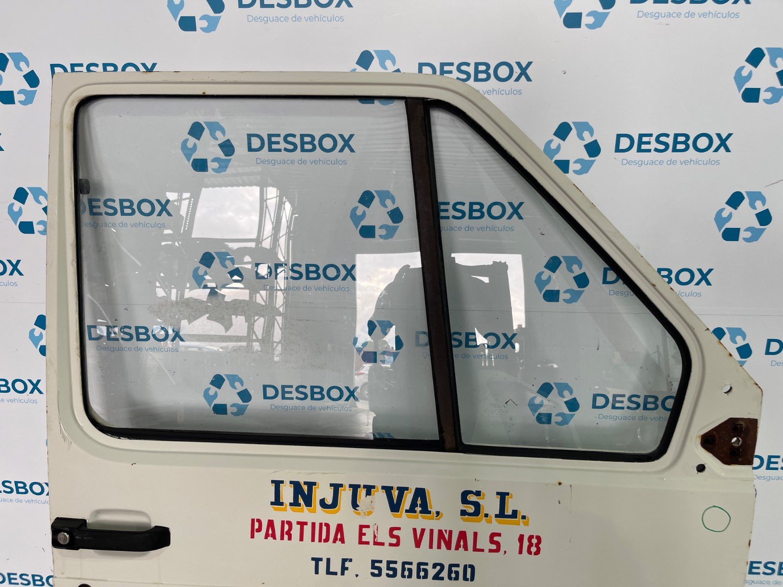 PUERTA DELANTERA DERECHA RENAULT TRAFIC (DESDE 5.89) - recambio desguace - vista 3