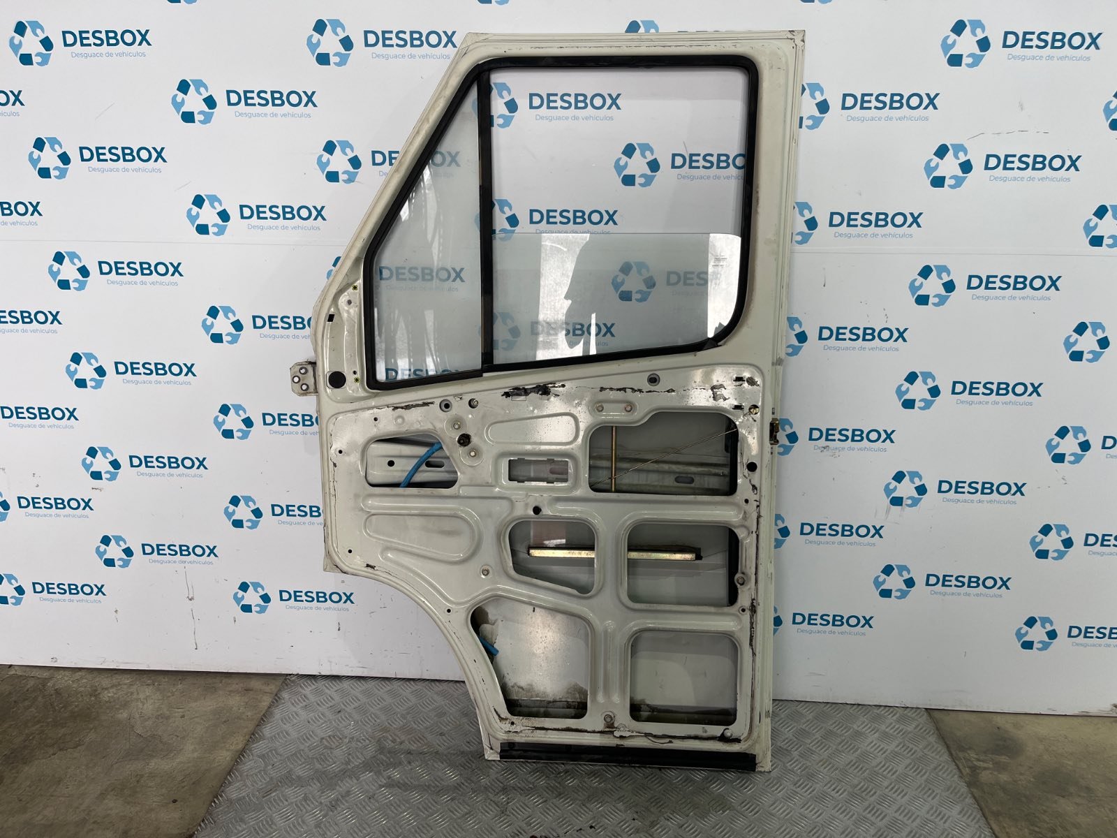 PUERTA DELANTERA DERECHA CITROEN C 25 - recambio desguace - vista 5