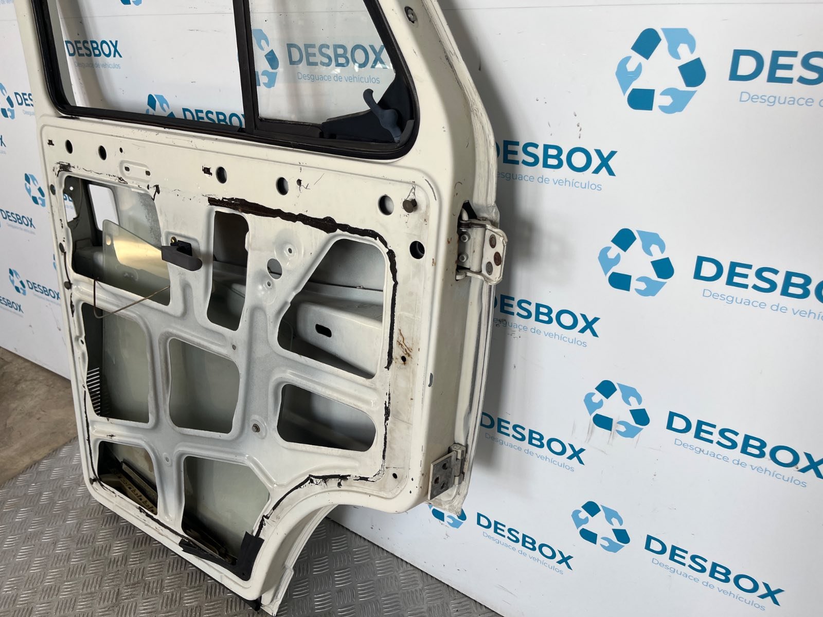 PUERTA DELANTERA IZQUIERDA CITROEN C 25 - recambio desguace - vista 5