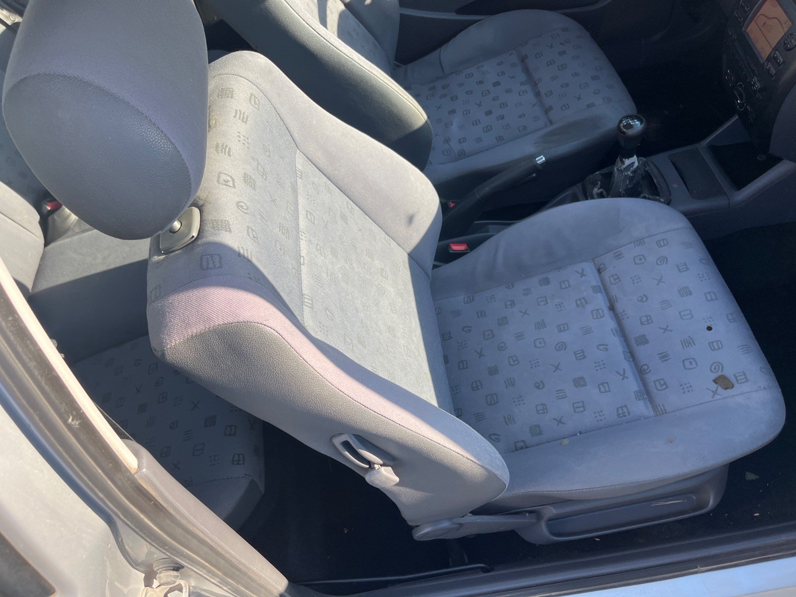 PUERTA DELANTERA IZQUIERDA SEAT IBIZA (6K1) - recambio desguace - vista 12