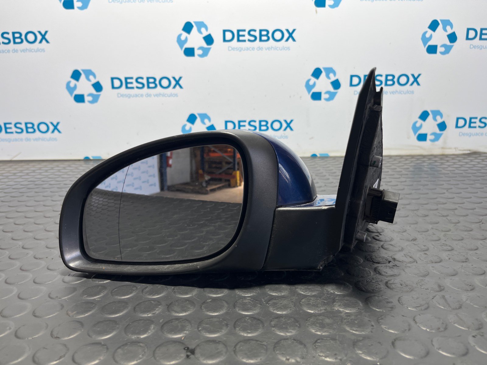 RETROVISOR IZQUIERDO
