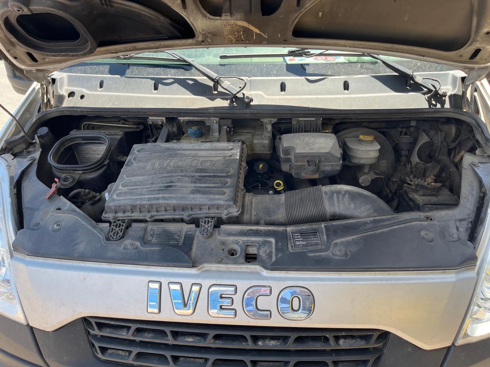 CERRADURA PUERTA TRASERA DERECHA IVECO DAILY VI Caja/Chasis - recambio desguace - vista 9