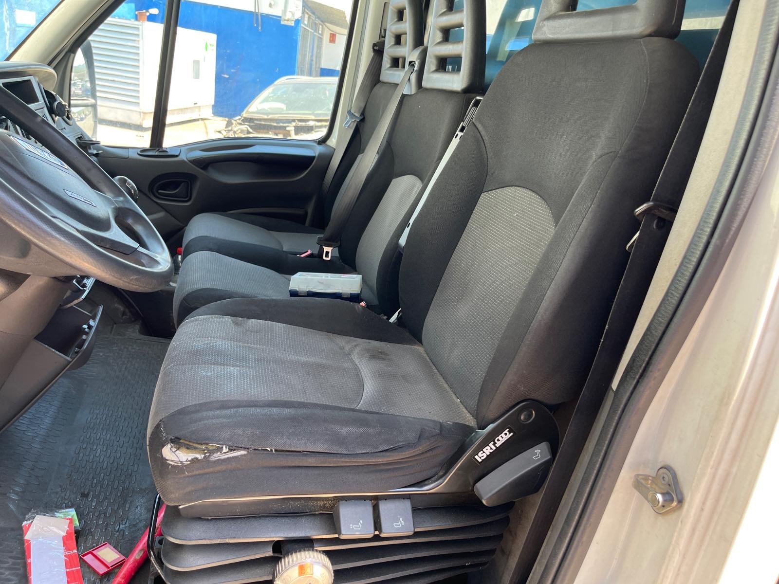 CERRADURA PUERTA TRASERA DERECHA IVECO DAILY VI Caja/Chasis - recambio desguace - vista 10
