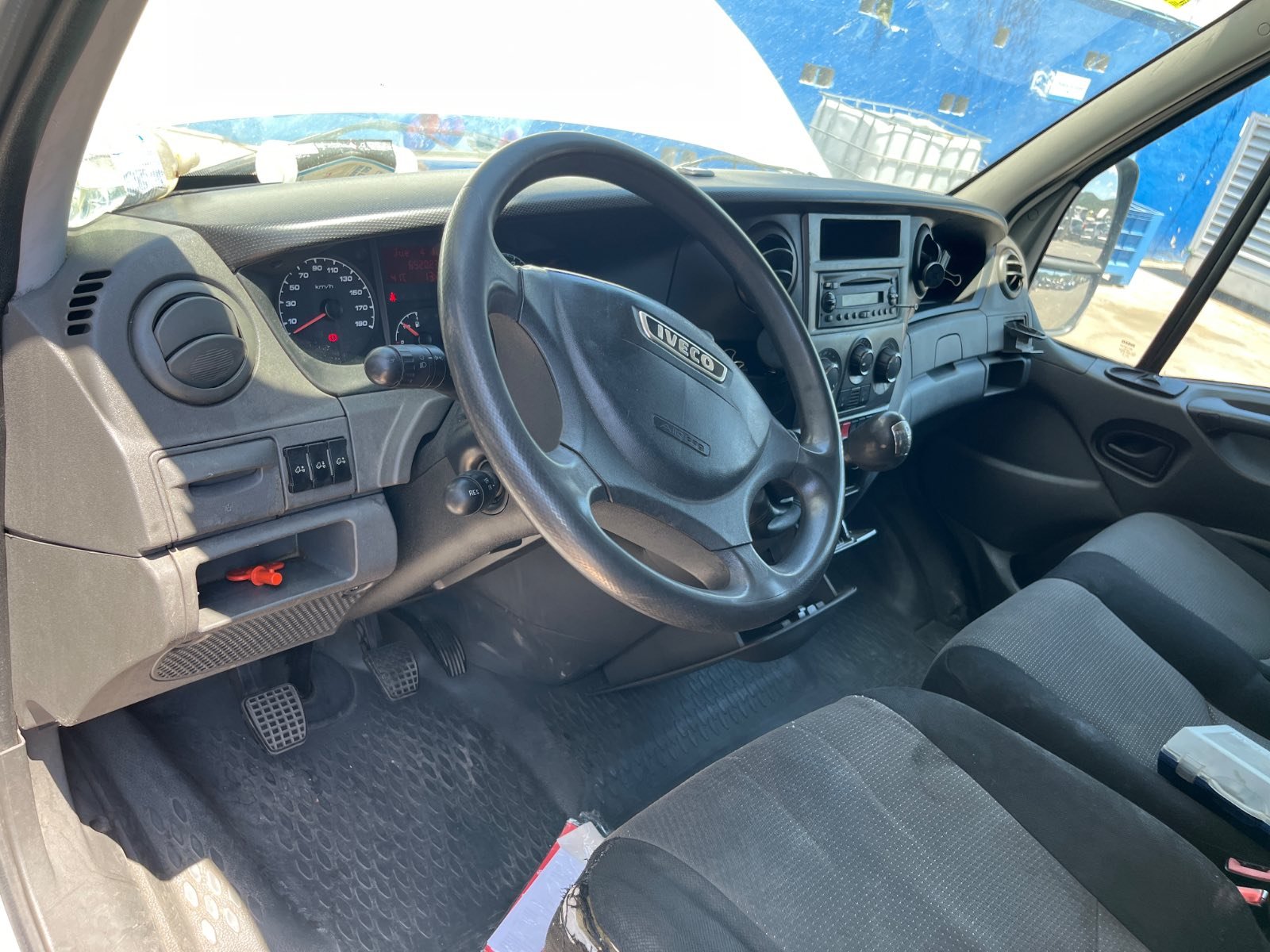 CERRADURA PUERTA TRASERA DERECHA IVECO DAILY VI Caja/Chasis - recambio desguace - vista 13