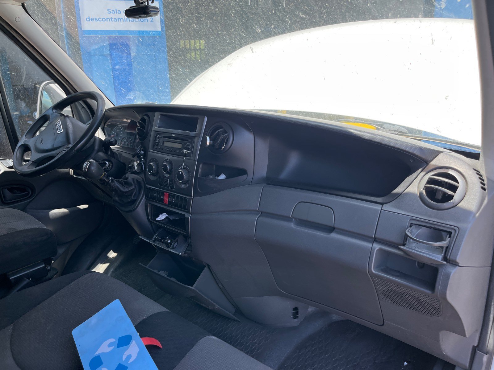 CERRADURA PUERTA TRASERA DERECHA IVECO DAILY VI Caja/Chasis - recambio desguace - vista 14