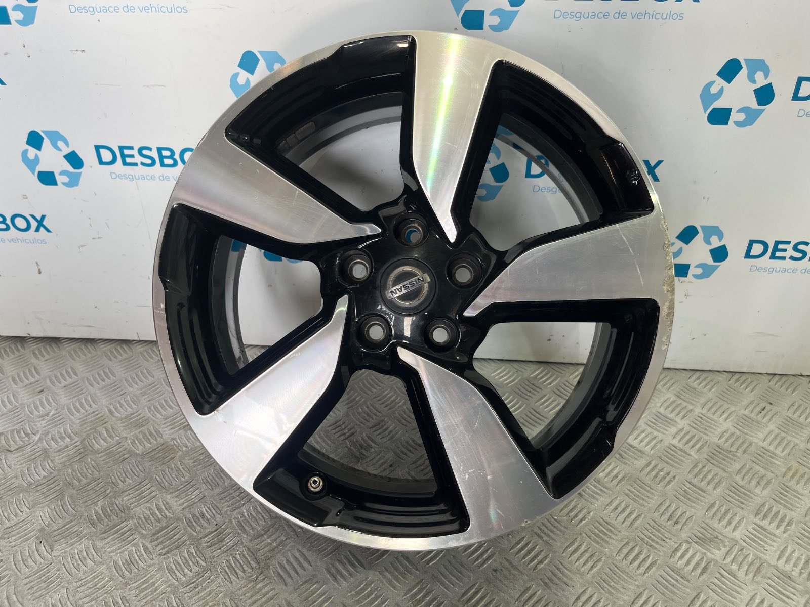 JUEGO LLANTAS NISSAN QASHQAI (J11) - recambio desguace - vista 7