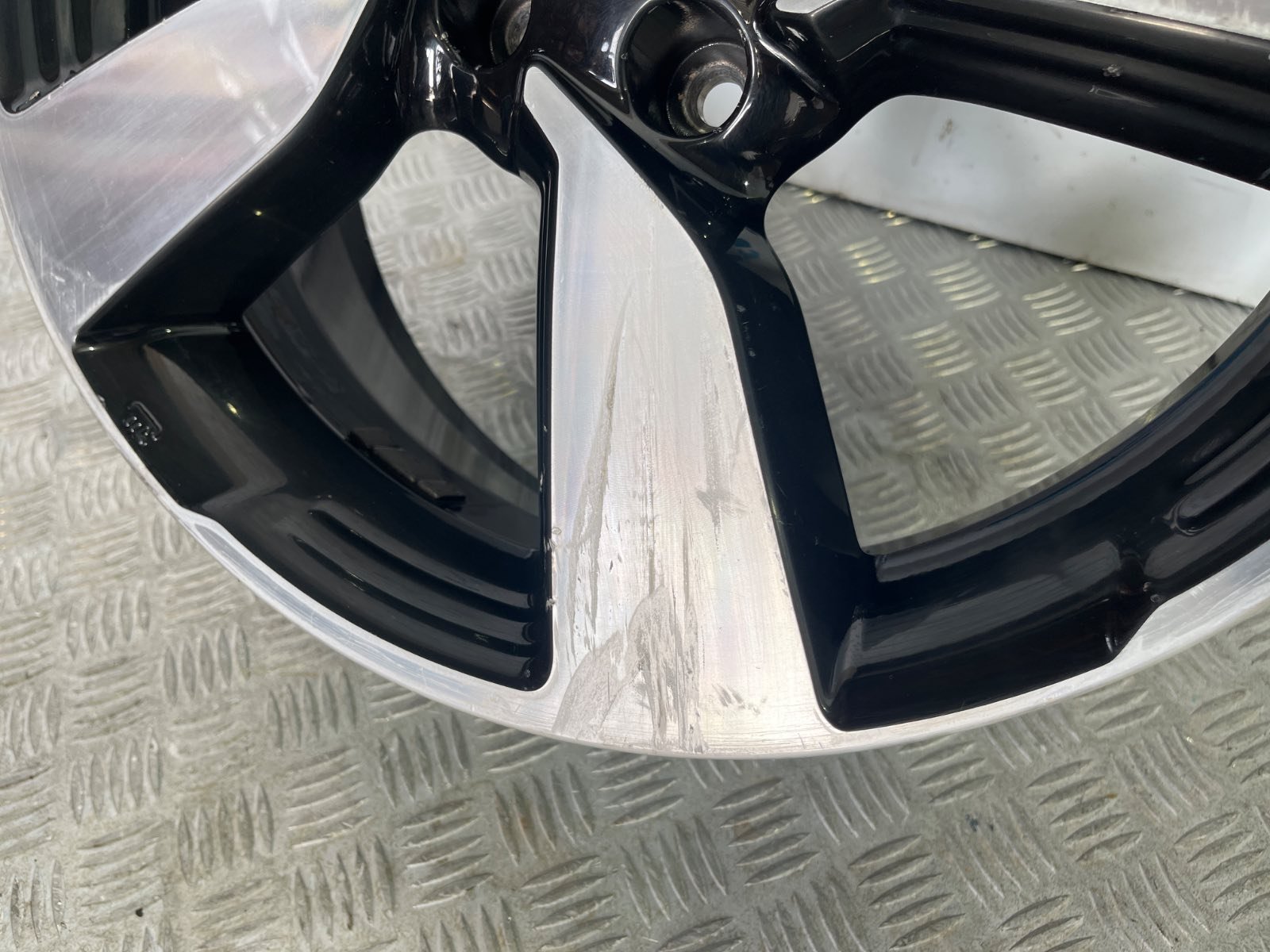 JUEGO LLANTAS NISSAN QASHQAI (J11) - recambio desguace - vista 10