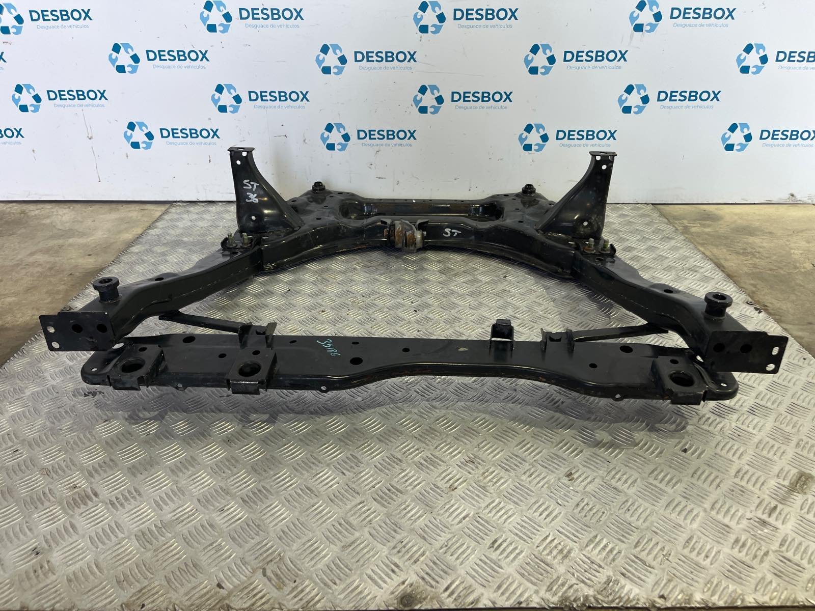 PUENTE DELANTERO NISSAN QASHQAI (J11) - recambio desguace - vista 3
