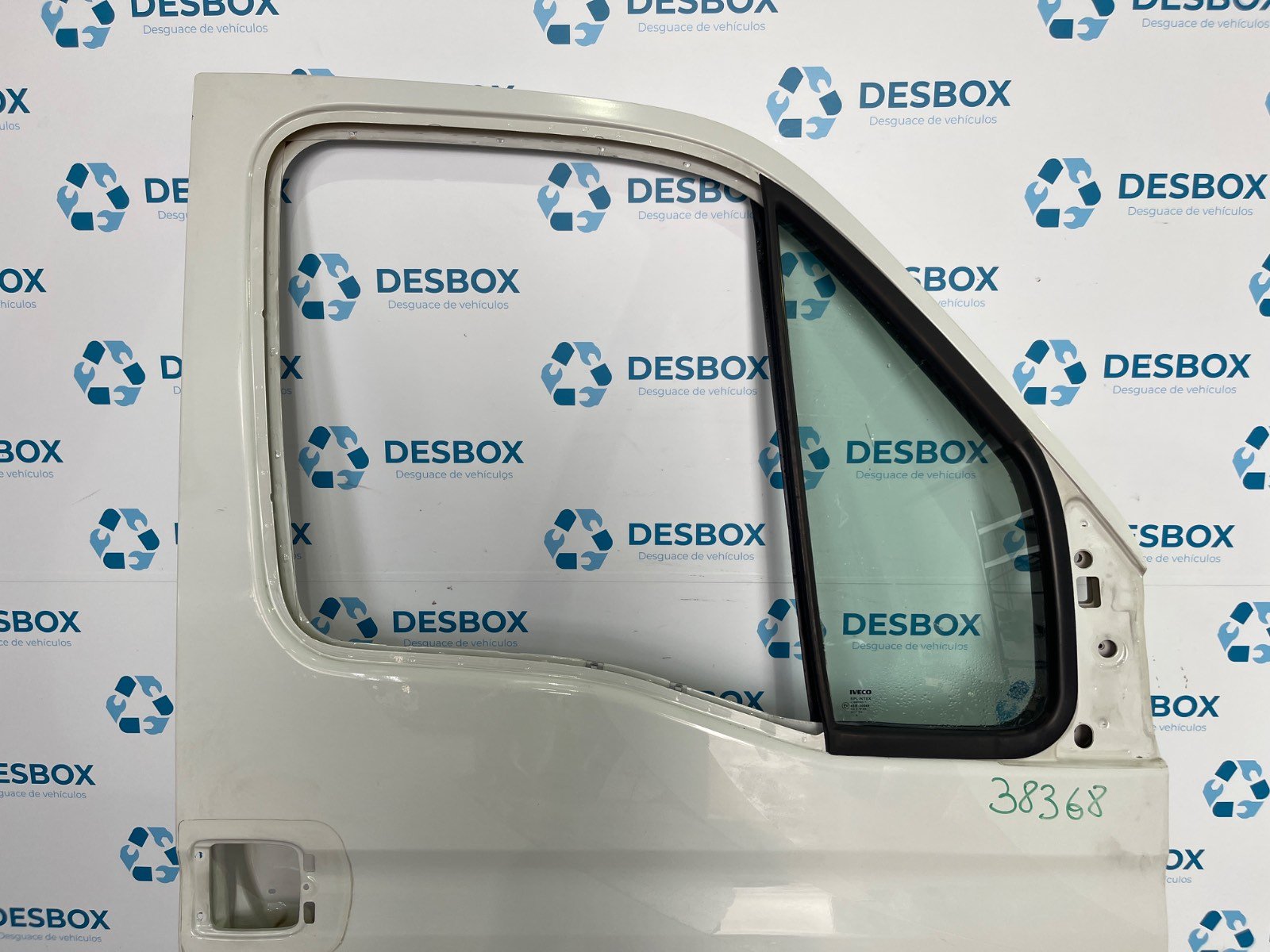 PUERTA DELANTERA DERECHA IVECO DAILY VI Caja/Chasis - recambio desguace - vista 5